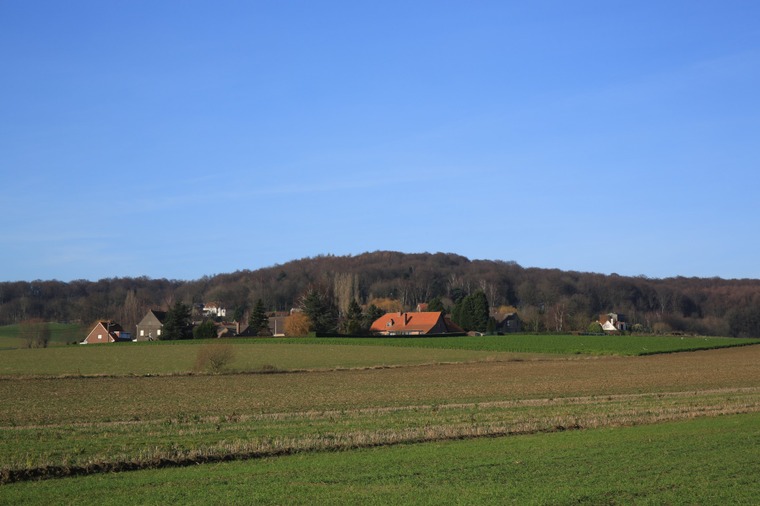Vue générale de Mont-de-l'Enclus (Rue Horlitin) - photo de Stephan Speleers, 1er prix du concours de photographies de 2014