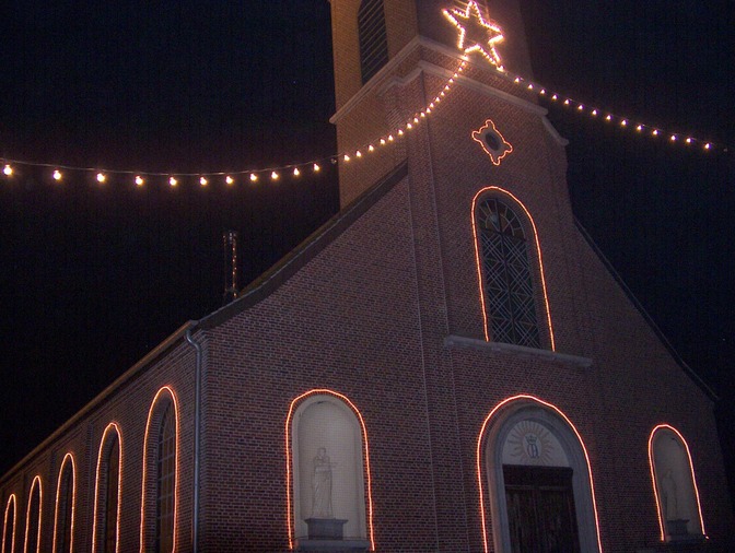 Église d'Orroir illuminées - photo de Jean-Paul Béghin